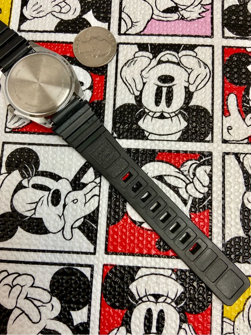Vintage Disney X Lorus (Seiko) Mickey Mouse Pepsi Bezel Diver Style Watch HTF